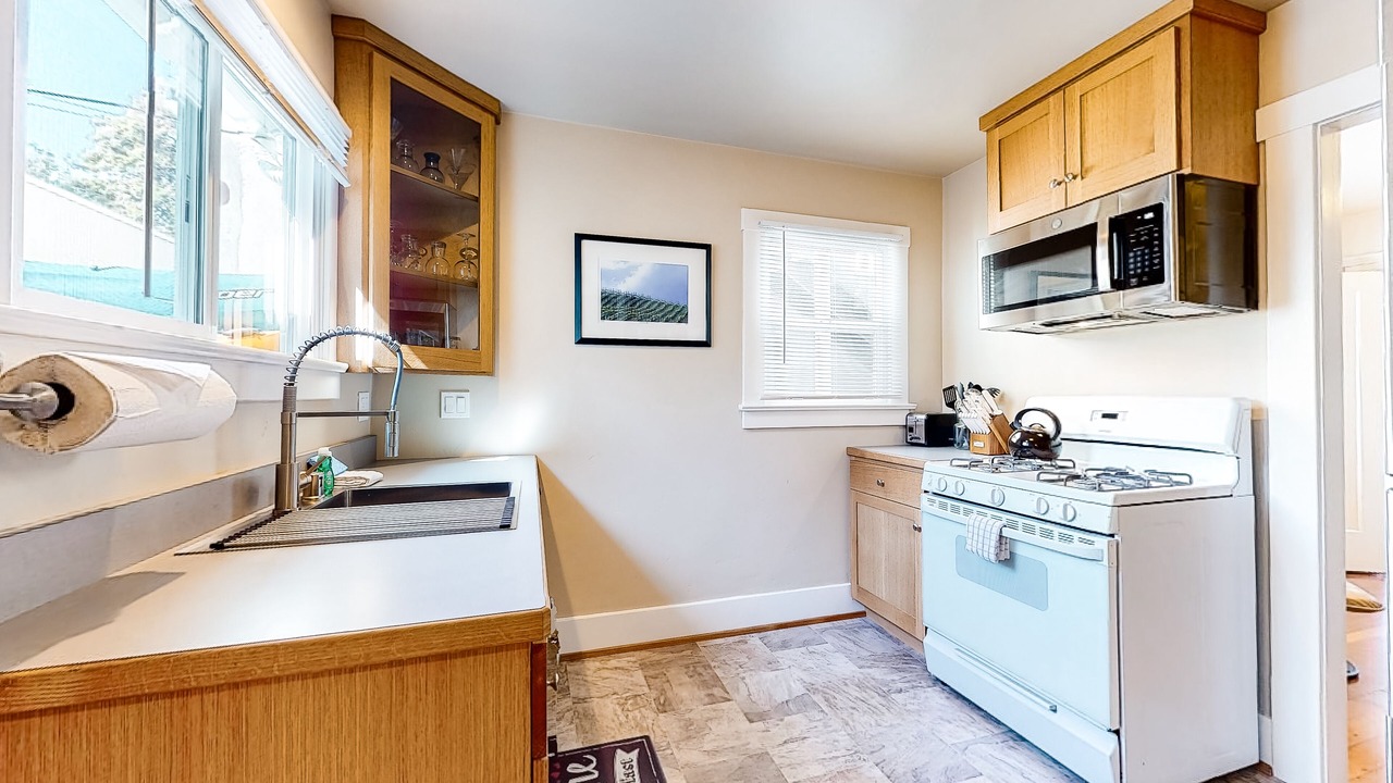 Photo of Kitchen in Beach Hill - Beach Flats