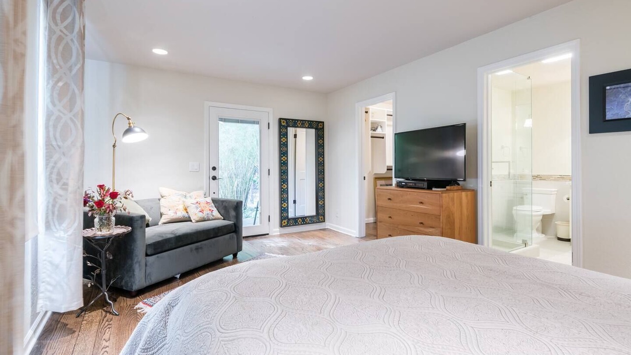 Photo of Bedroom in Aptos