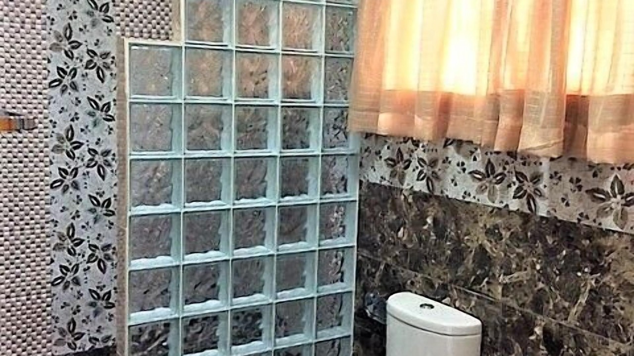 Photo of Bathroom in Mare Anglaise