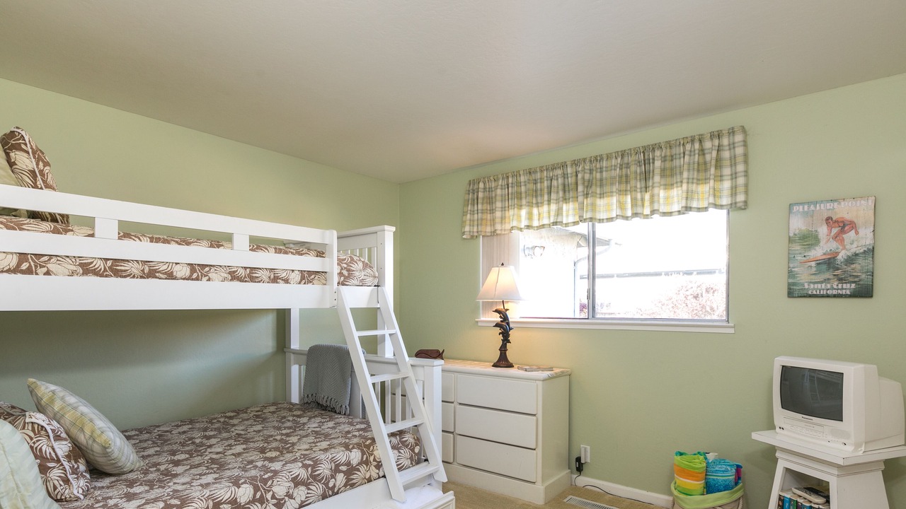 Photo of Bedroom in Westside Santa Cruz