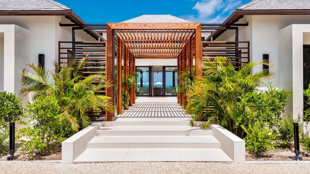 Photo of Outdoor in Leeward Settlement