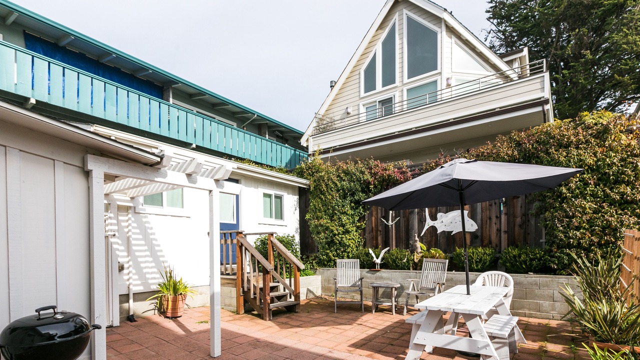 Photo of Outdoor in Eastside Santa Cruz