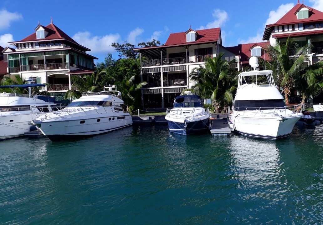 Photo of Others in Eden Island