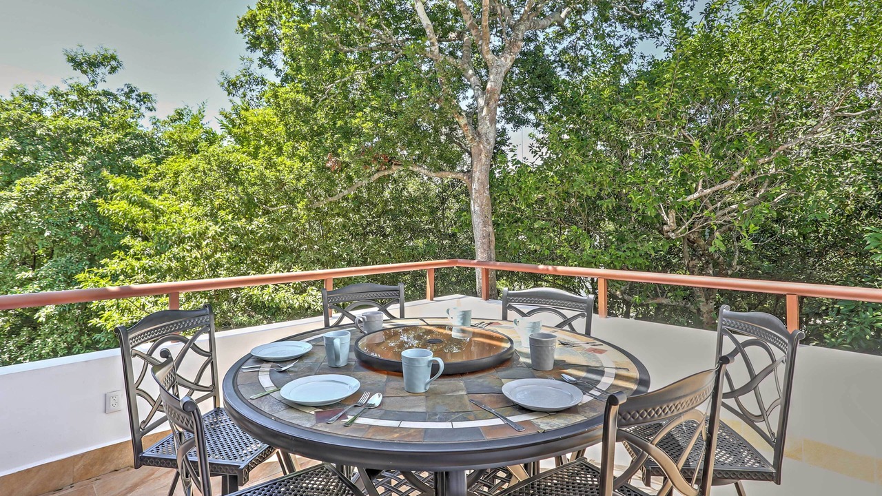 Photo of Patio Balcony in Akumal