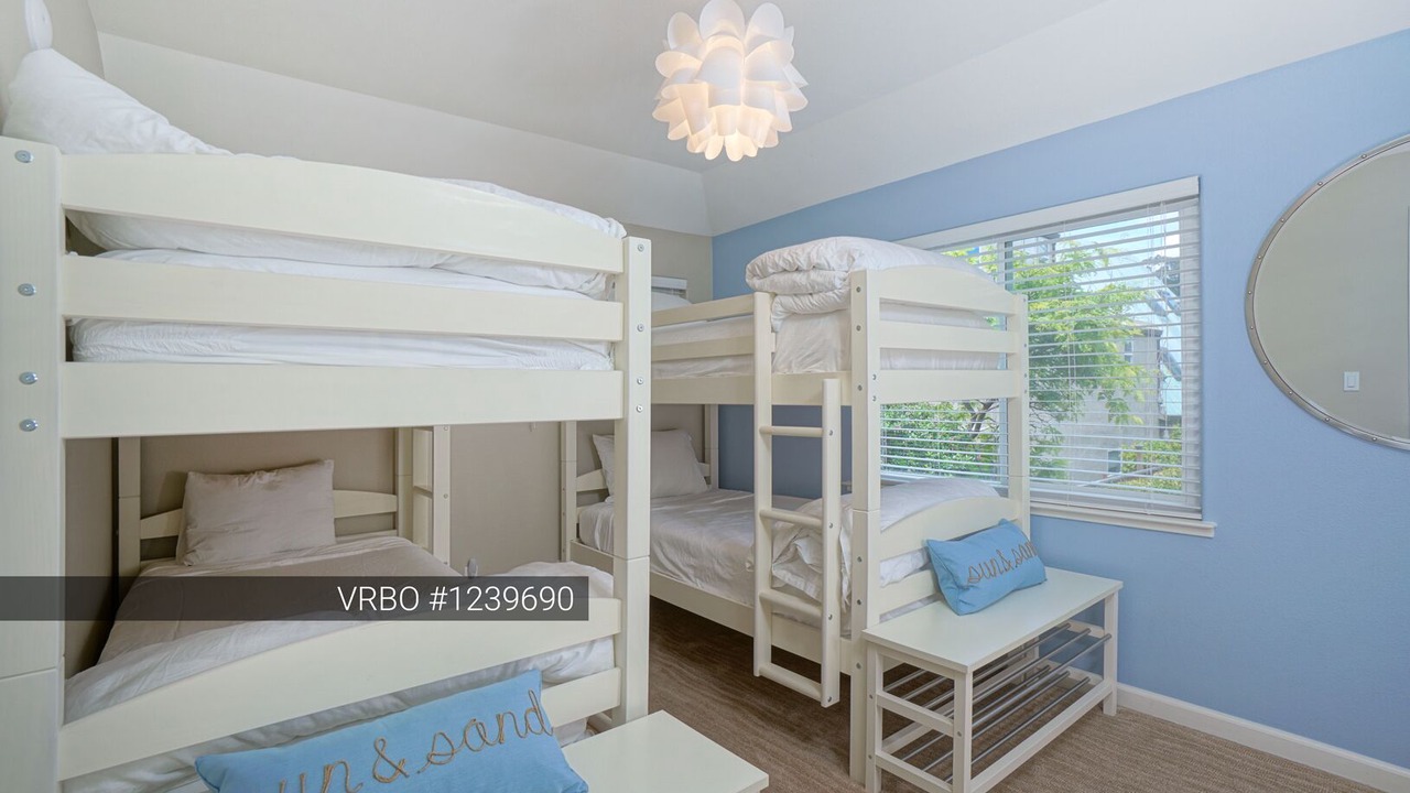 Photo of Bedroom in Opal Cliffs