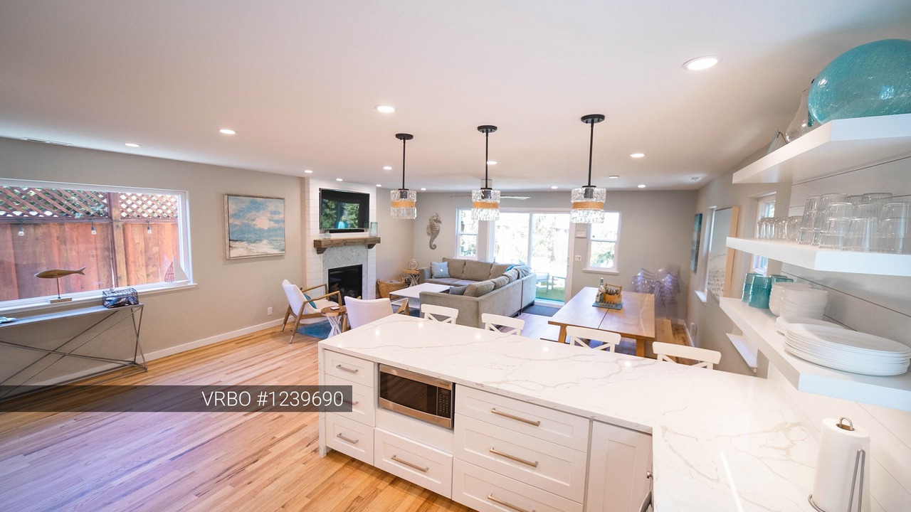 Photo of Livingroom in Opal Cliffs