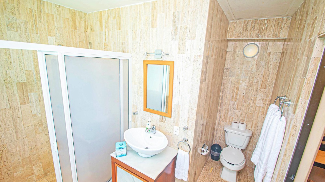 Photo of Bathroom in Zona Hotelera