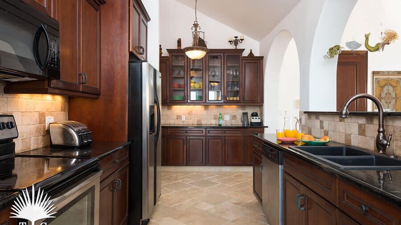 Photo of Kitchen in Long Bay Hills