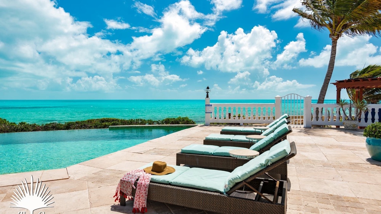 Photo of Patio Balcony in Long Bay Hills