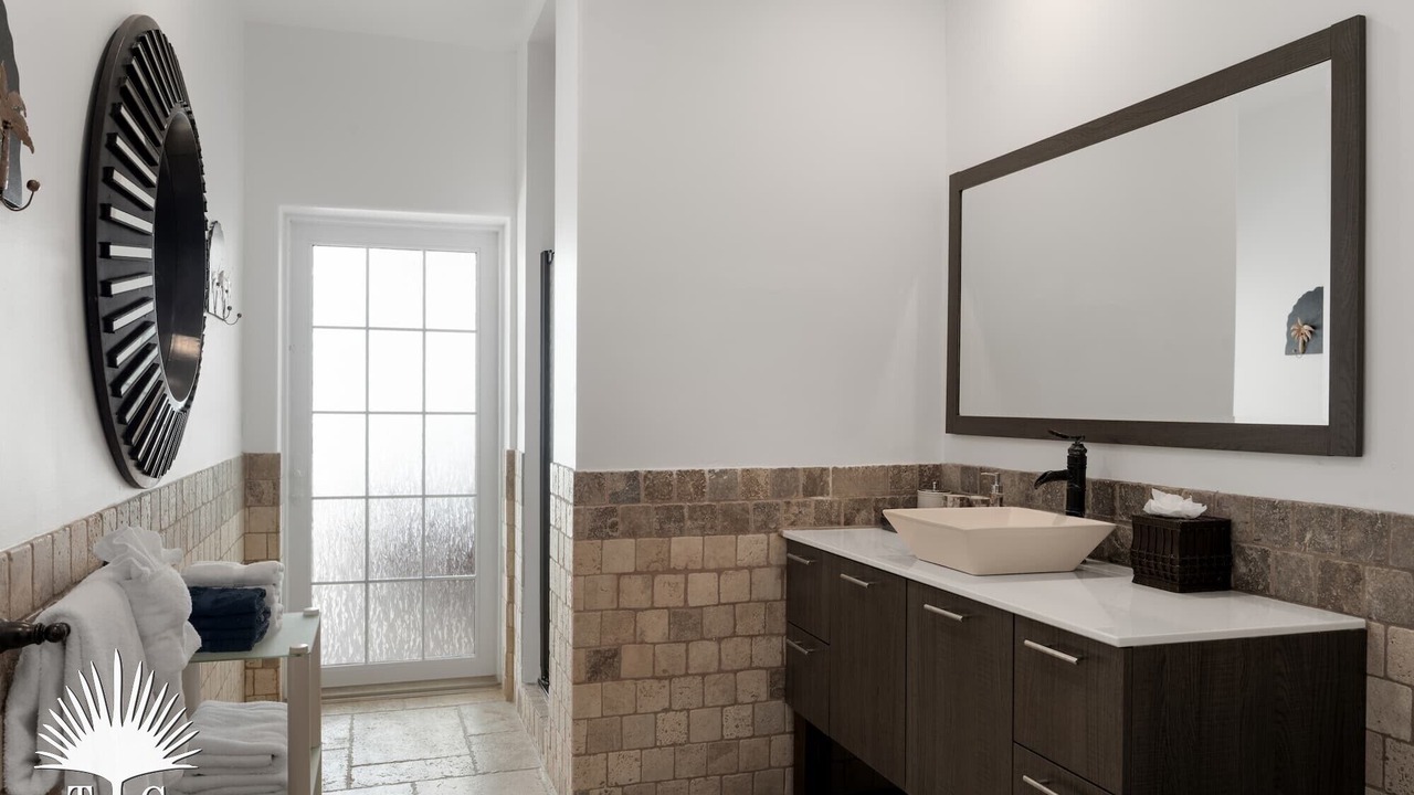 Photo of Bathroom in Long Bay Hills