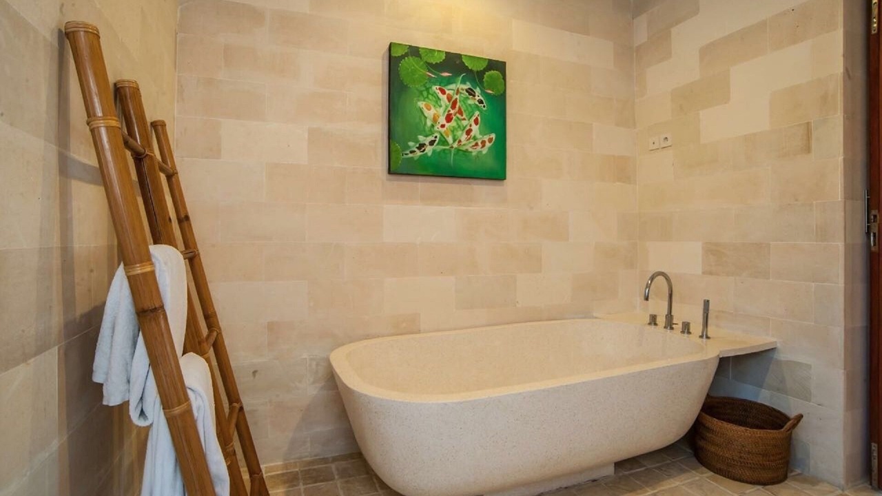 Photo of Bathroom in Dyanapura