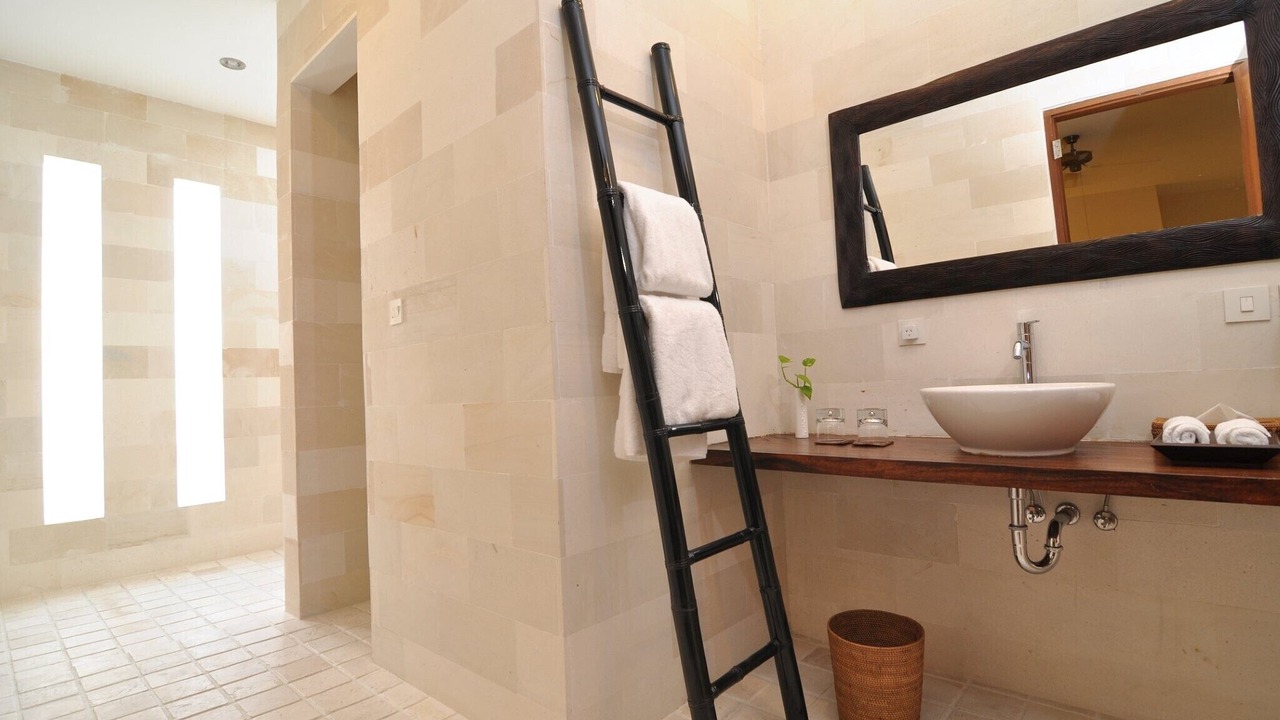 Photo of Bathroom in Dyanapura