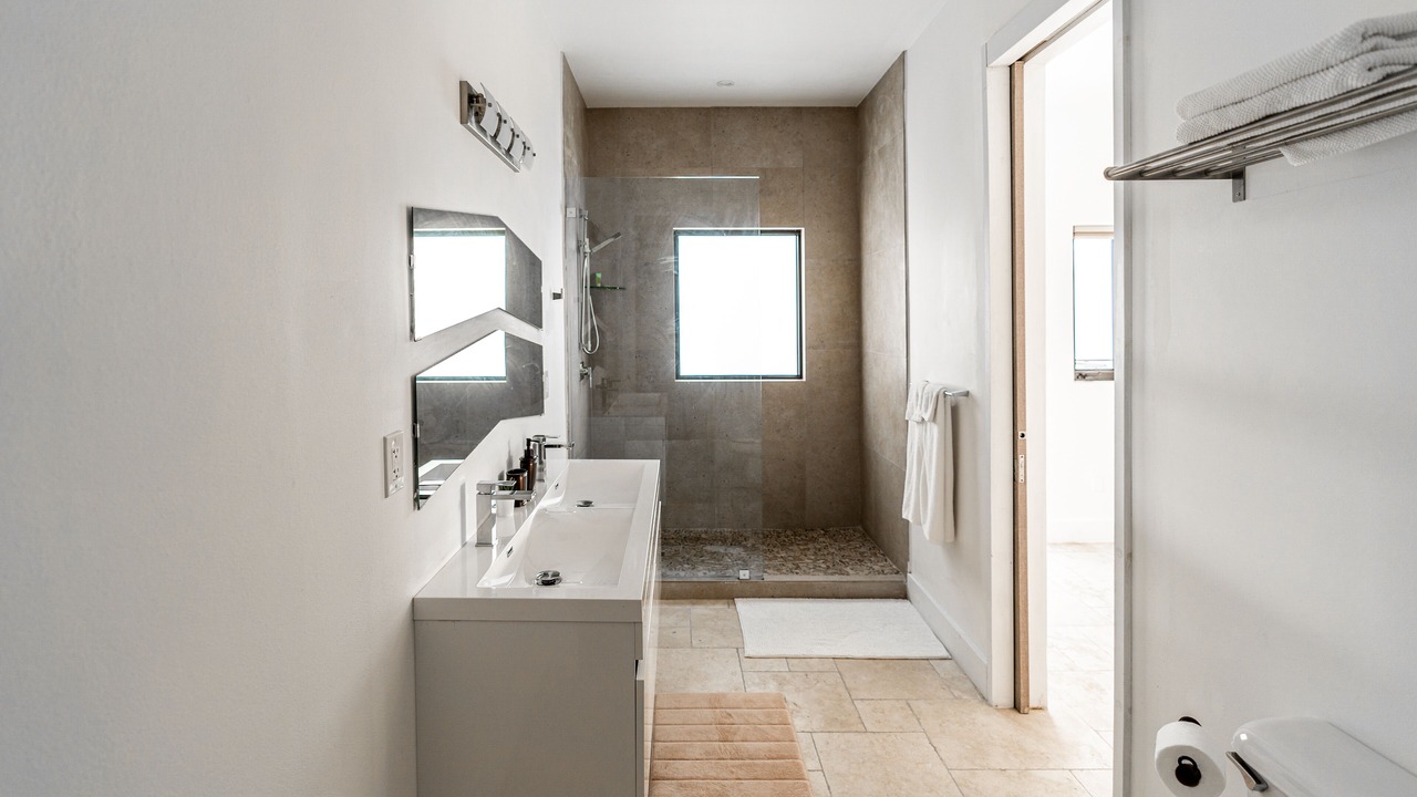 Photo of Bathroom in Juba Sound
