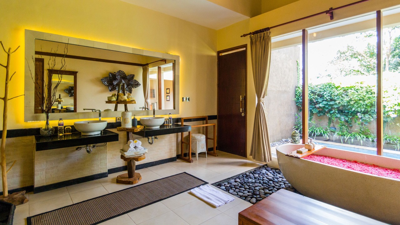 Photo of Bathroom in Kedewatan