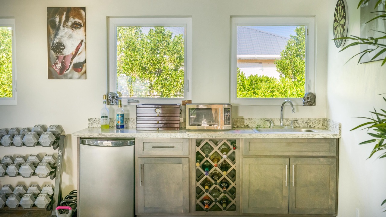 Photo of Kitchen in Cockburn Town