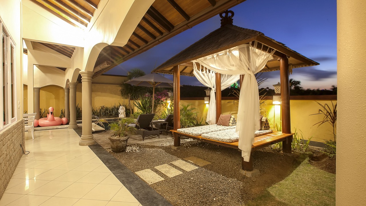 Photo of Patio Balcony in Bukit