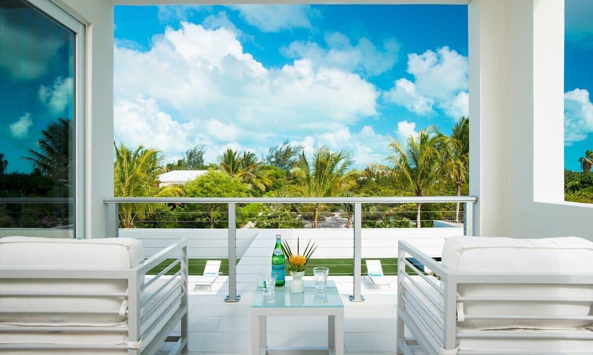 Photo of Patio Balcony in Leeward Settlement