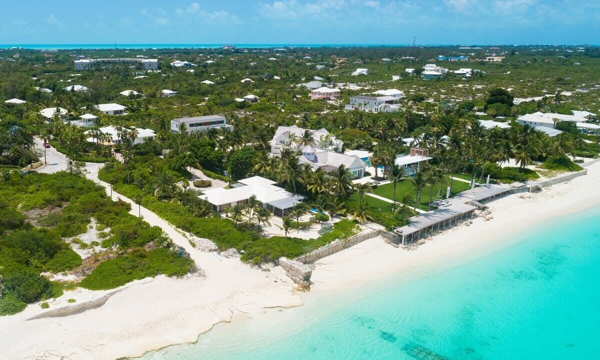 Photo of Others in Leeward Settlement
