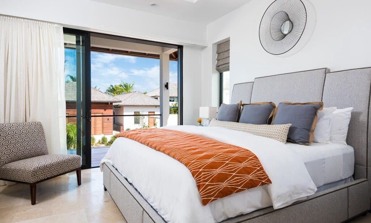 Photo of Bedroom in Leeward Settlement
