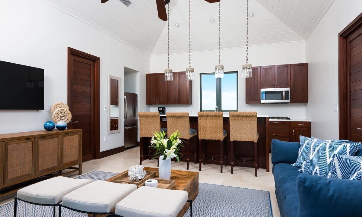 Photo of Livingroom in Leeward Settlement