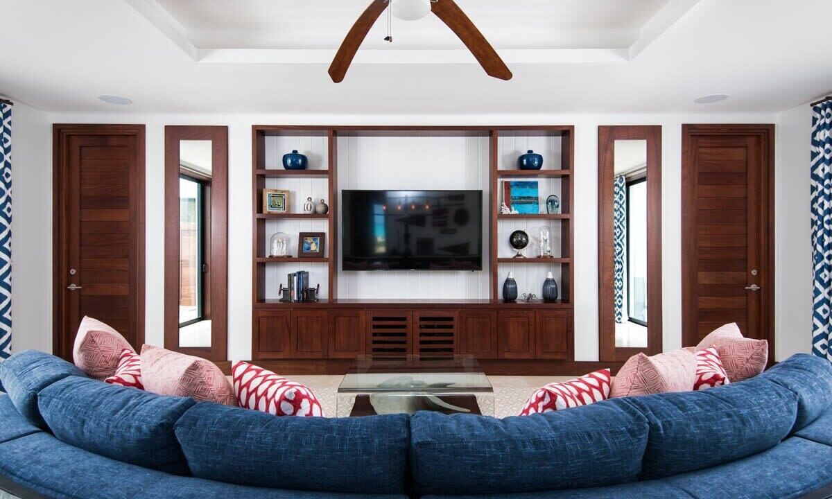 Photo of Livingroom in Leeward Settlement