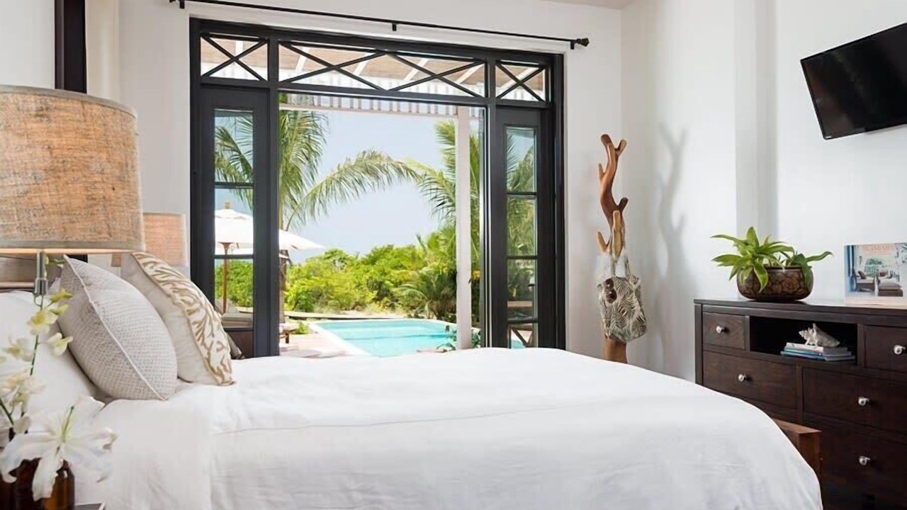 Photo of Bedroom in Leeward Settlement
