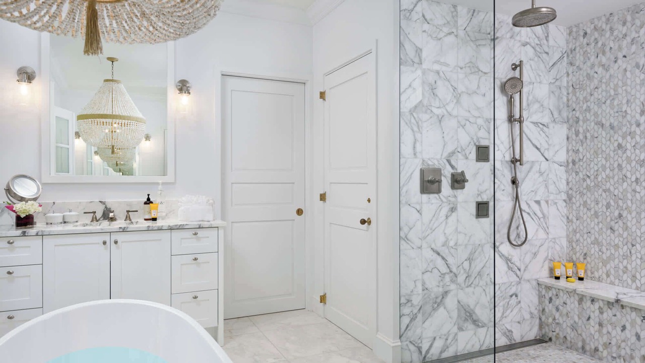 Photo of Bathroom in Leeward Settlement
