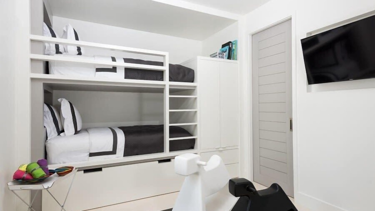 Photo of Bedroom in Leeward Settlement