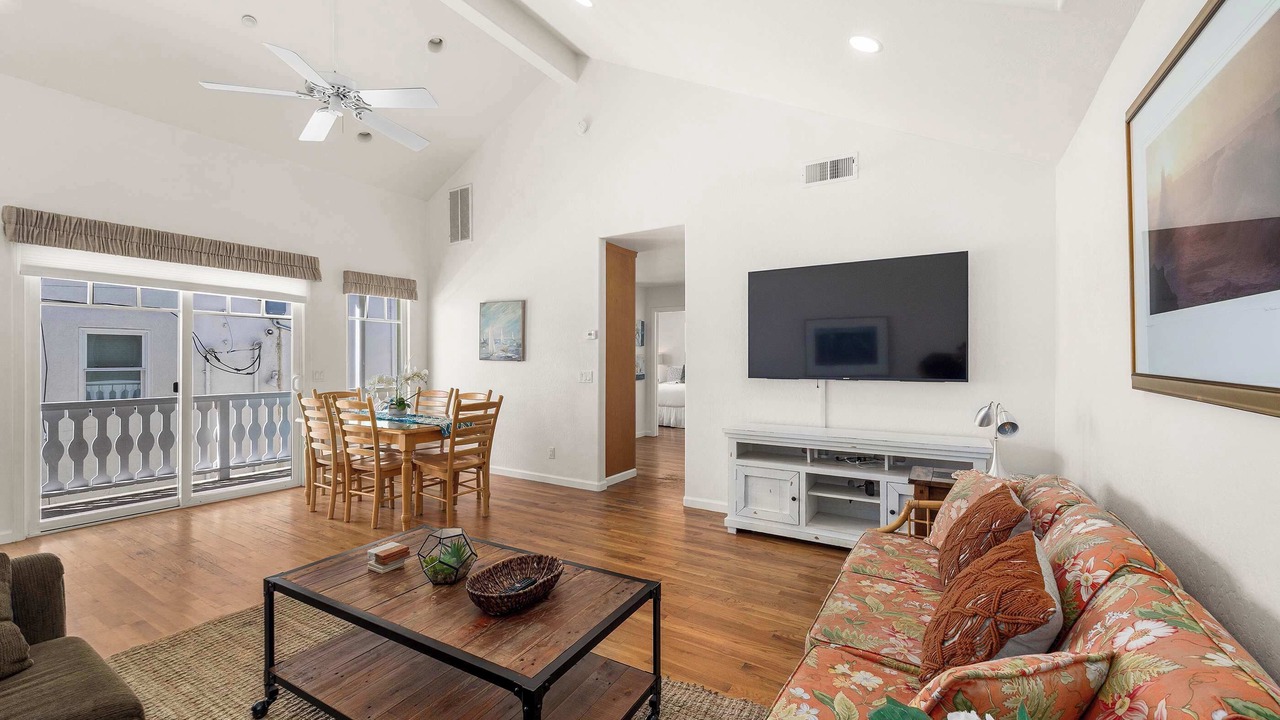 Photo of Livingroom in Capitola