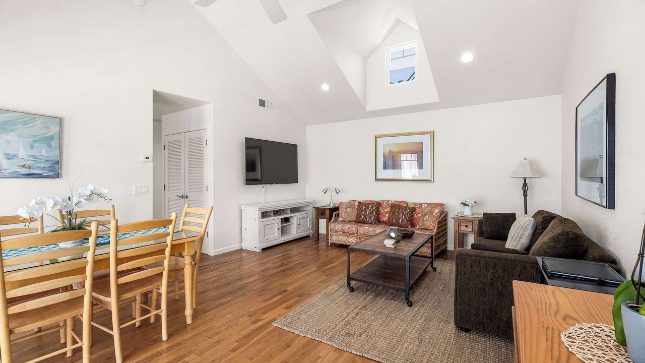 Photo of Livingroom in Capitola