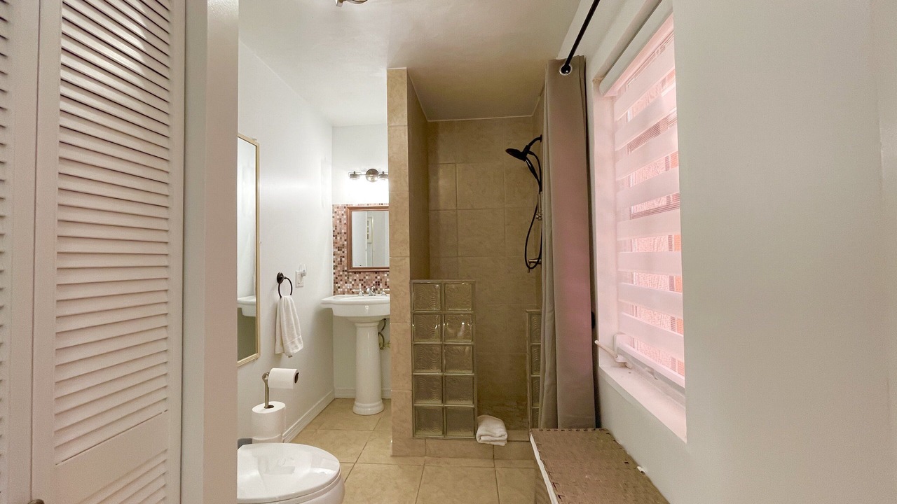 Photo of Bathroom in Discovery Bay