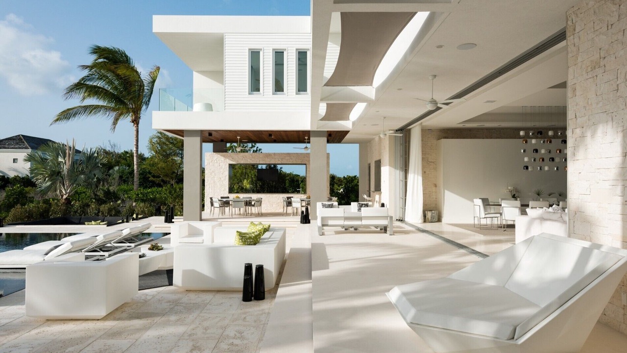 Photo of Patio Balcony in Leeward Settlement