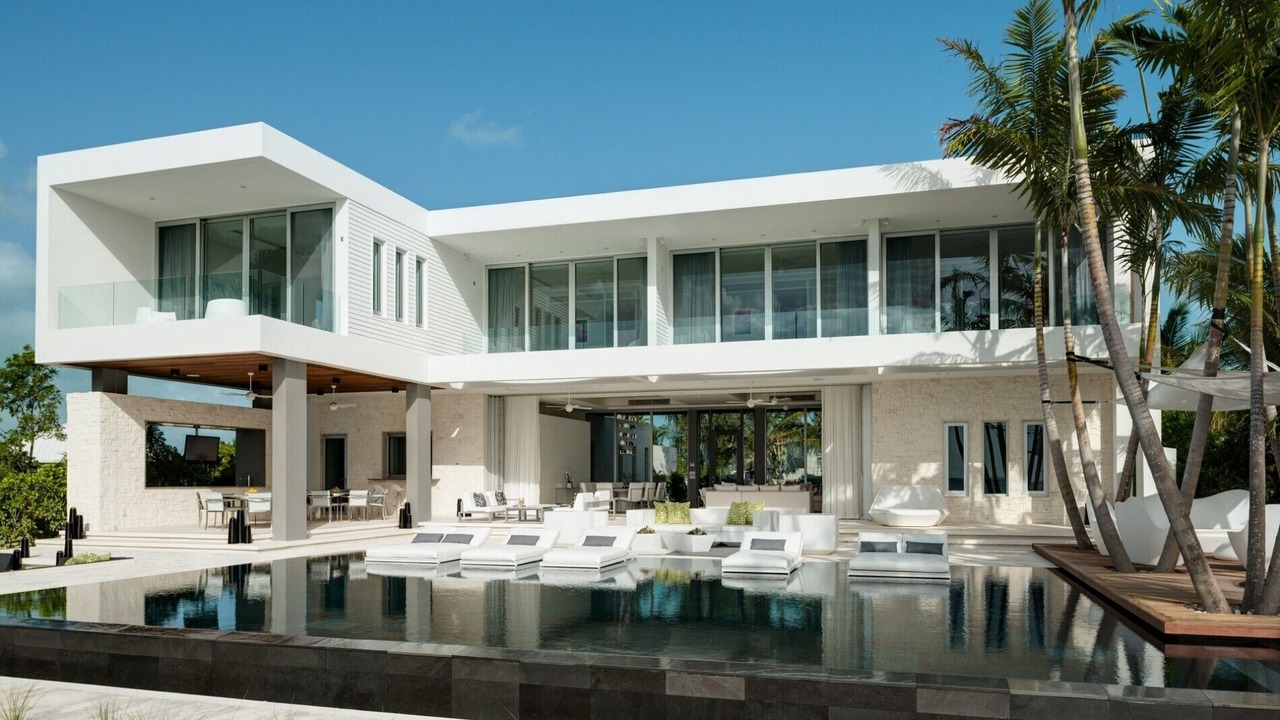 Photo of Outdoor in Leeward Settlement