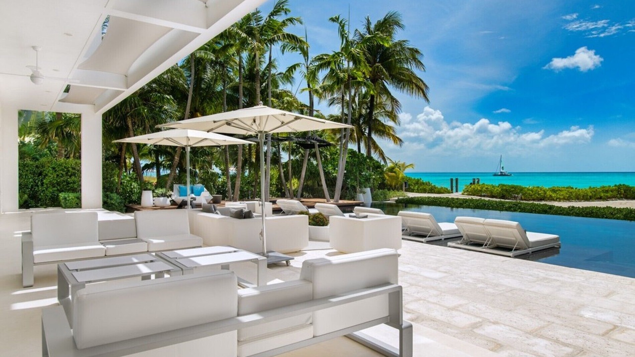 Photo of Patio Balcony in Leeward Settlement