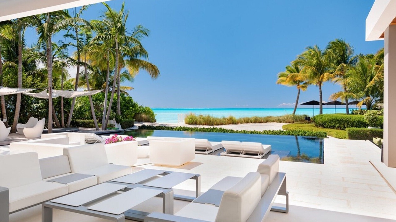 Photo of Patio Balcony in Leeward Settlement