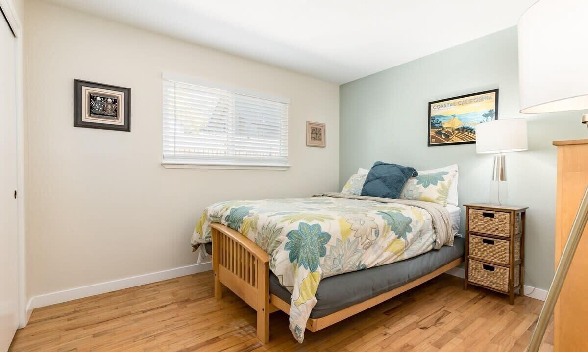 Photo of Bedroom in Opal Cliffs