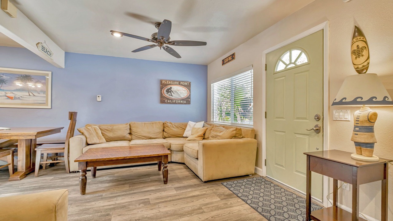 Photo of Livingroom in Opal Cliffs