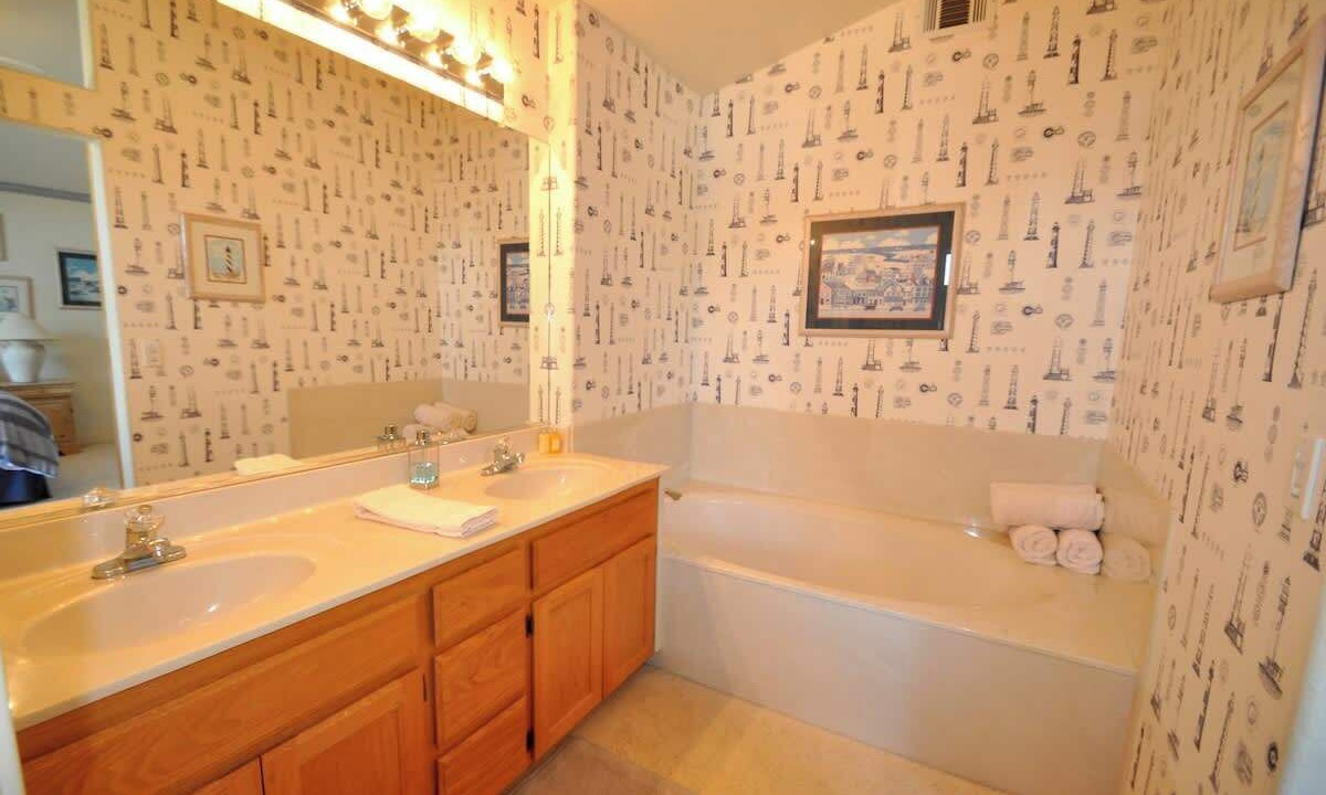 Photo of Bathroom in Westside Santa Cruz