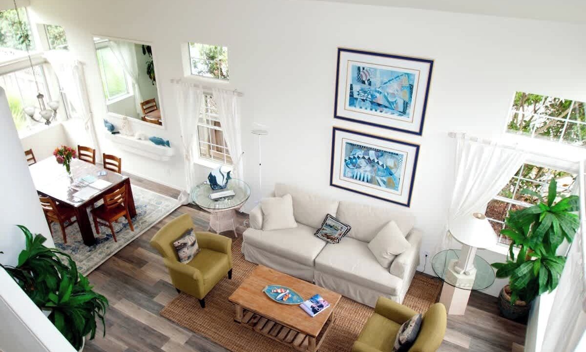 Photo of Livingroom in Westside Santa Cruz