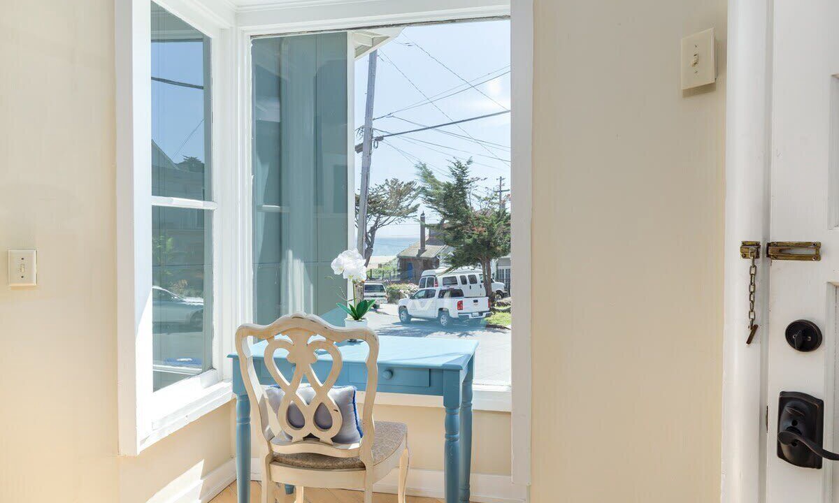 Photo of Others in Seabright