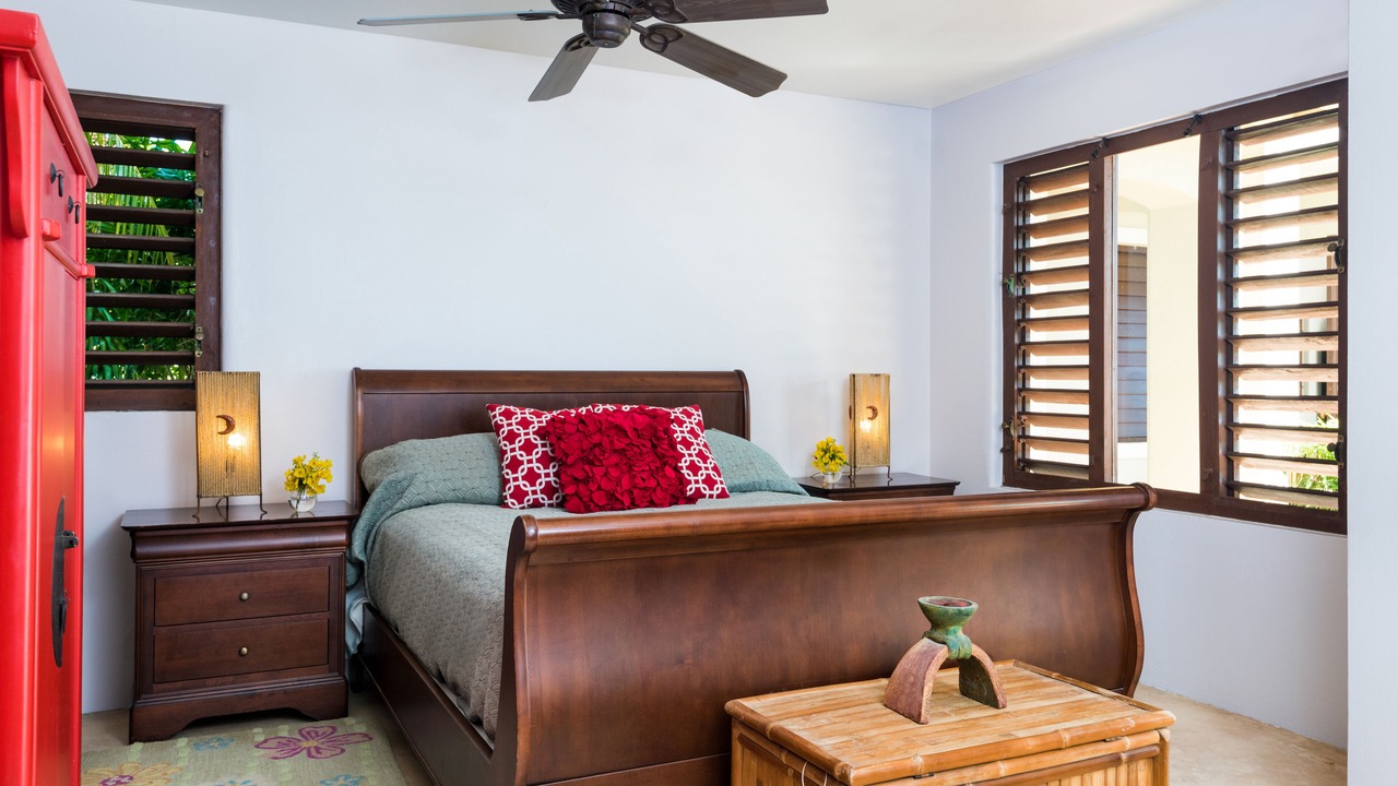 Photo of Bedroom in Venetian Road Settlement