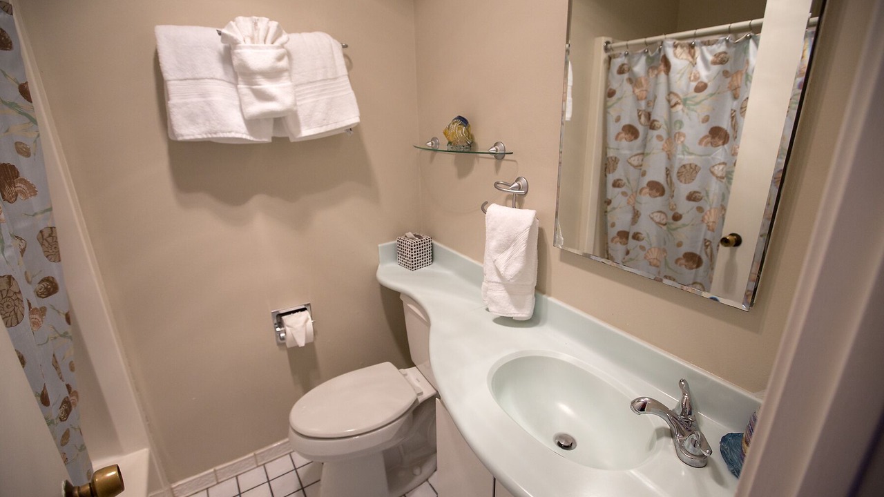 Photo of Bathroom in Pajaro Dunes