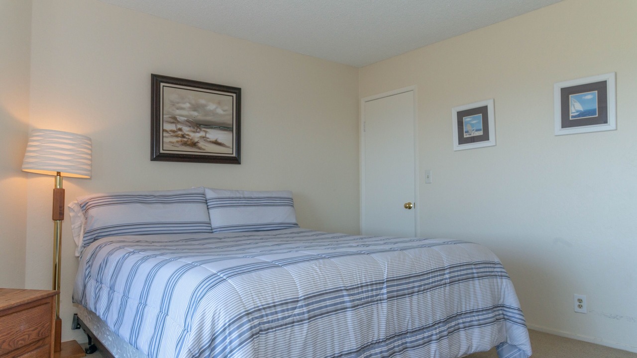 Photo of Bedroom in Pajaro Dunes