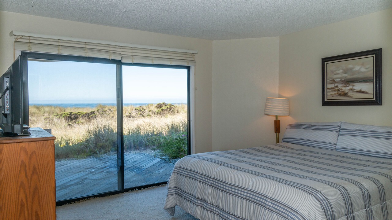 Photo of Bedroom in Pajaro Dunes