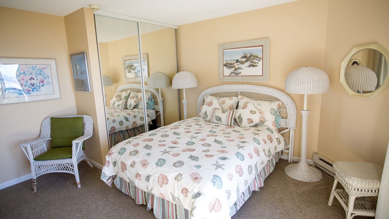 Photo of Bedroom in Pajaro Dunes