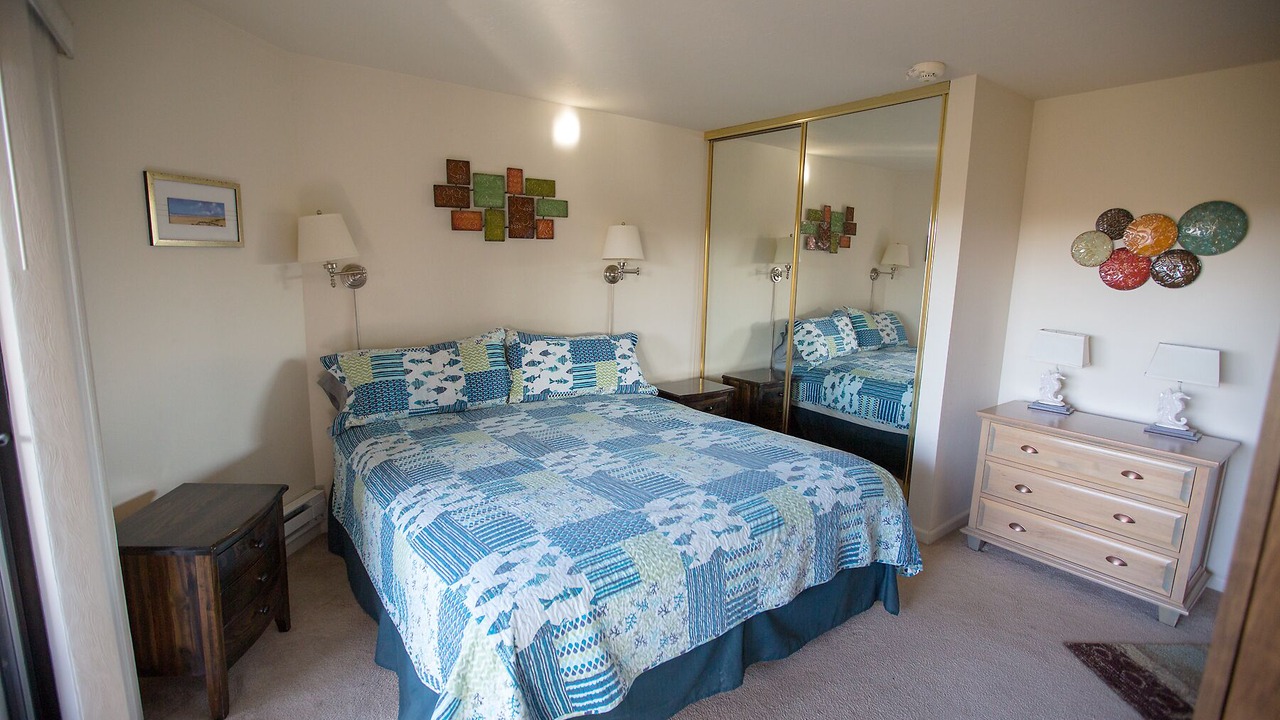 Photo of Bedroom in Pajaro Dunes