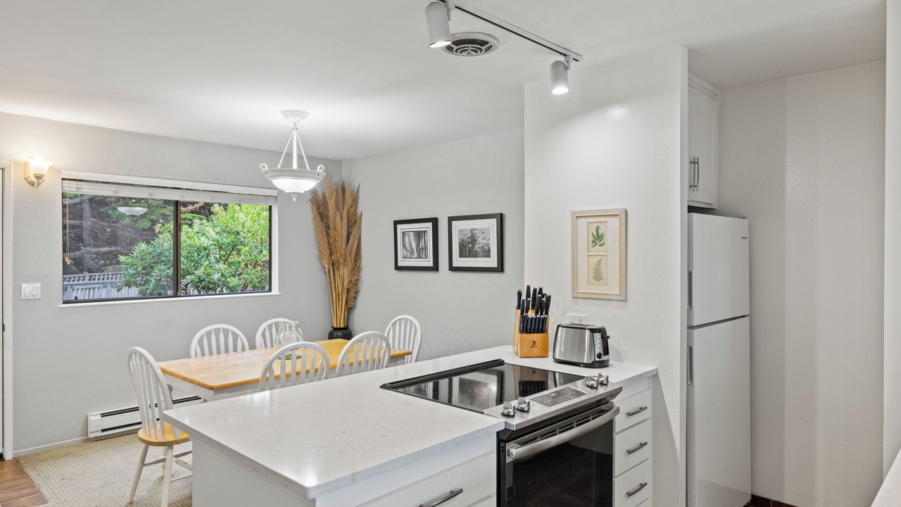 Photo of Kitchen in Pajaro Dunes