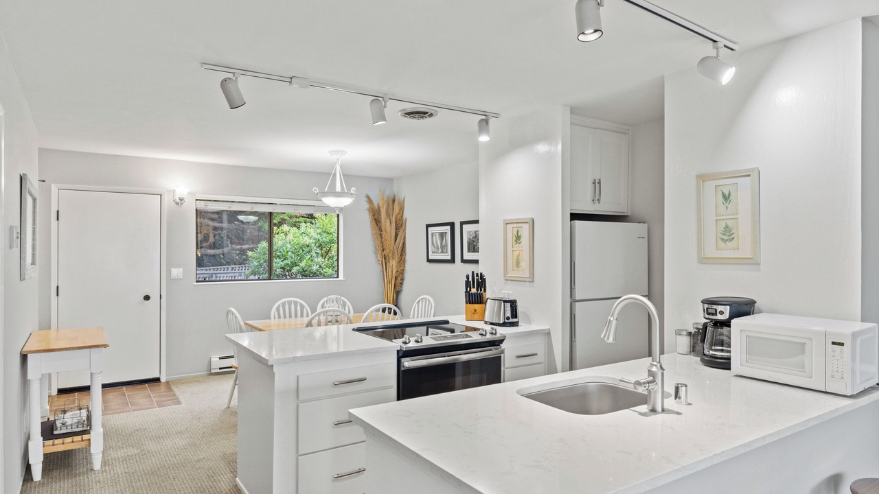 Photo of Kitchen in Pajaro Dunes
