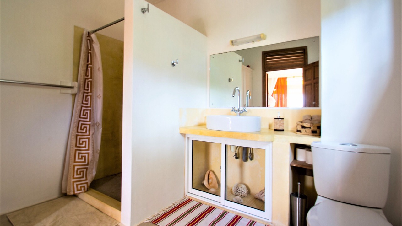 Photo of Bathroom in Mare Anglaise