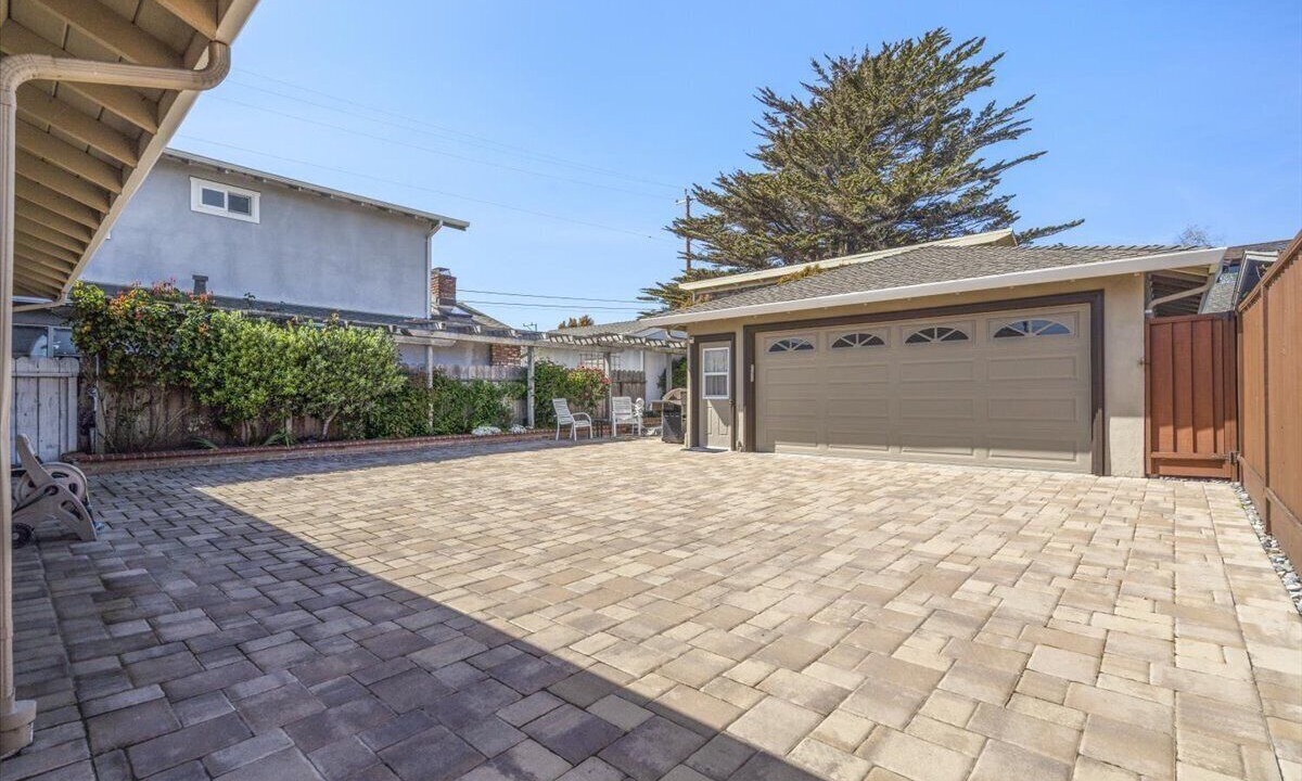 Photo of Patio Balcony in Westside Santa Cruz